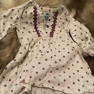 Girls dresses only wore a couple of times. Swipe!